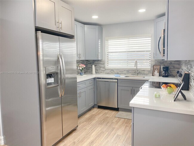 Building Photo - 9151 Orchid Tree Ln