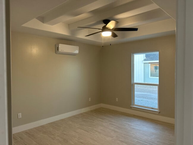 Building Photo - 229 Dub Dr