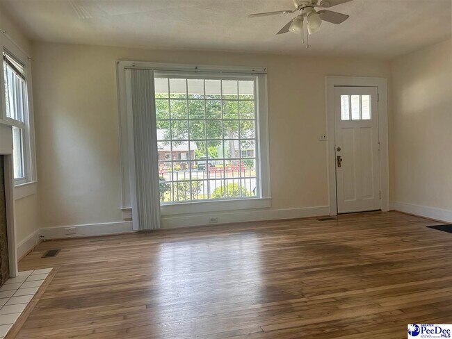 Foto del edificio - 1308 Wenonah Dr