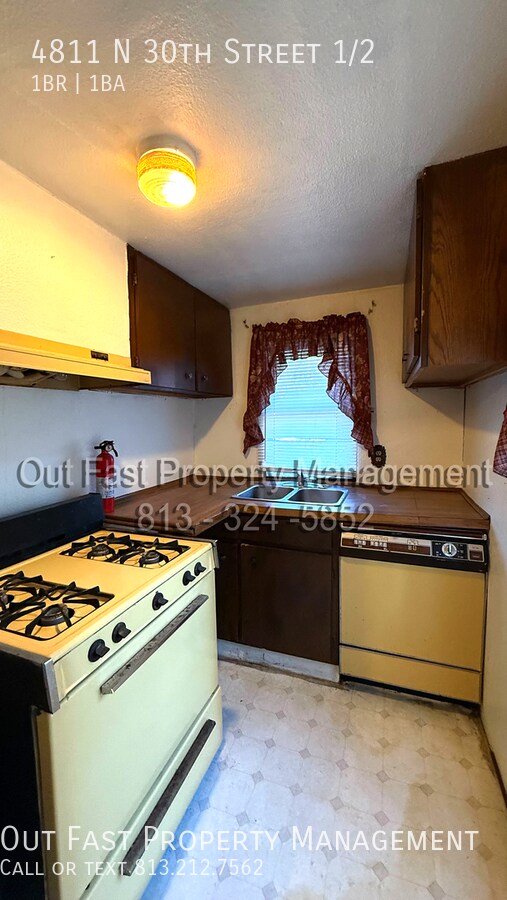 Foto del edificio - 4811 N 30th St