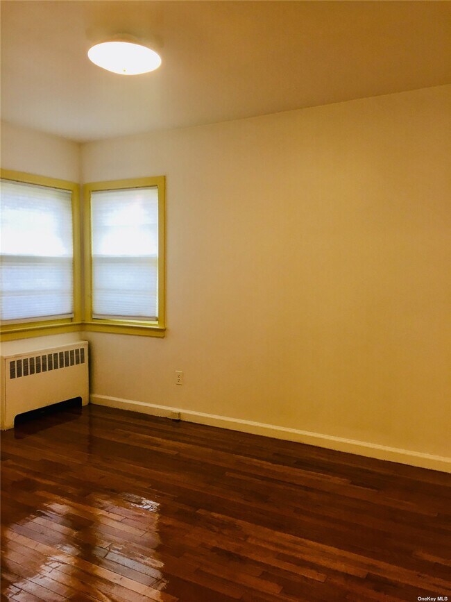 Foto del edificio - 136 Arlington St