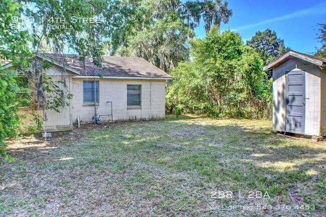 Building Photo - 916 14th Street