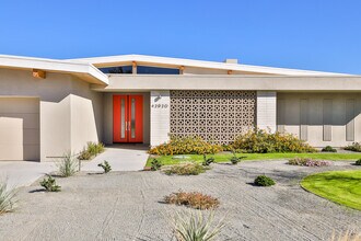 Building Photo - 42920 Caballeros Dr