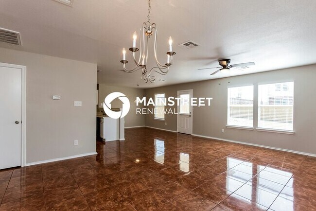 Building Photo - 4 Bedroom Pet-Friendly Home in San Antonio, TX with Main Street Renewal
