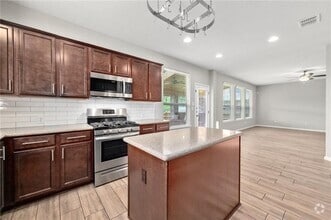 Building Photo - 1521 Coldwater Hollow