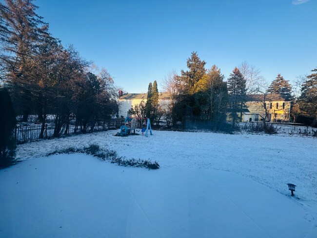 Foto del edificio - 5226 Cedarhurst Dr