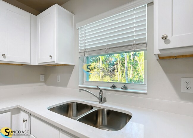 Foto del edificio - 11008 N Edith Point