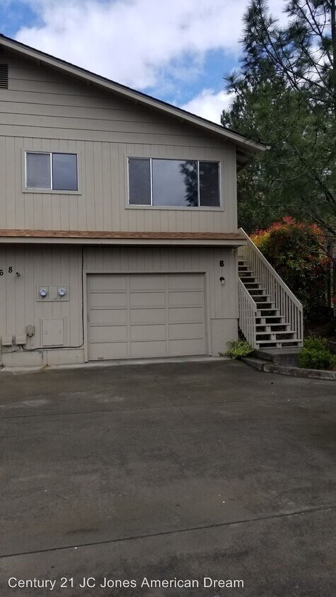 Foto principal - 1868 NE Foothill Blvd