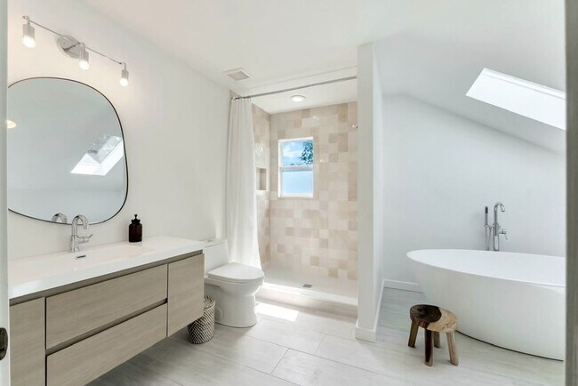 Foto del edificio - 1517 E Esther St