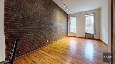 Building Photo - 1654 Third Avenue