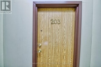 Building Photo - 223 Jameson Ave