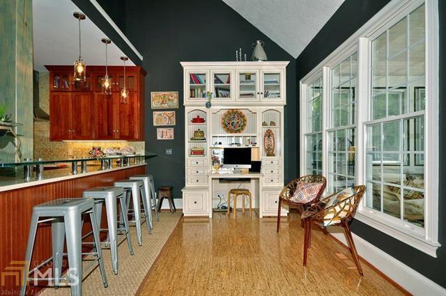 Foto del edificio - 249 Hidden Lakes Dr