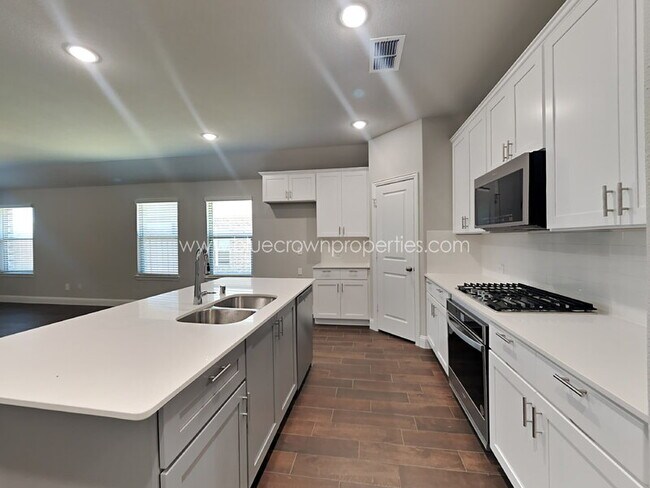 Foto del edificio - 1132 Red Hawk Ln