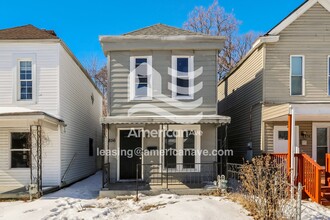 Building Photo - 856 S 24th St
