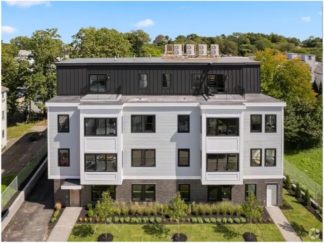 Building Photo - 52 Withington St
