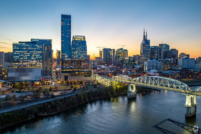 The exciting downtown Nashville is a short drive from Mount Juliet.