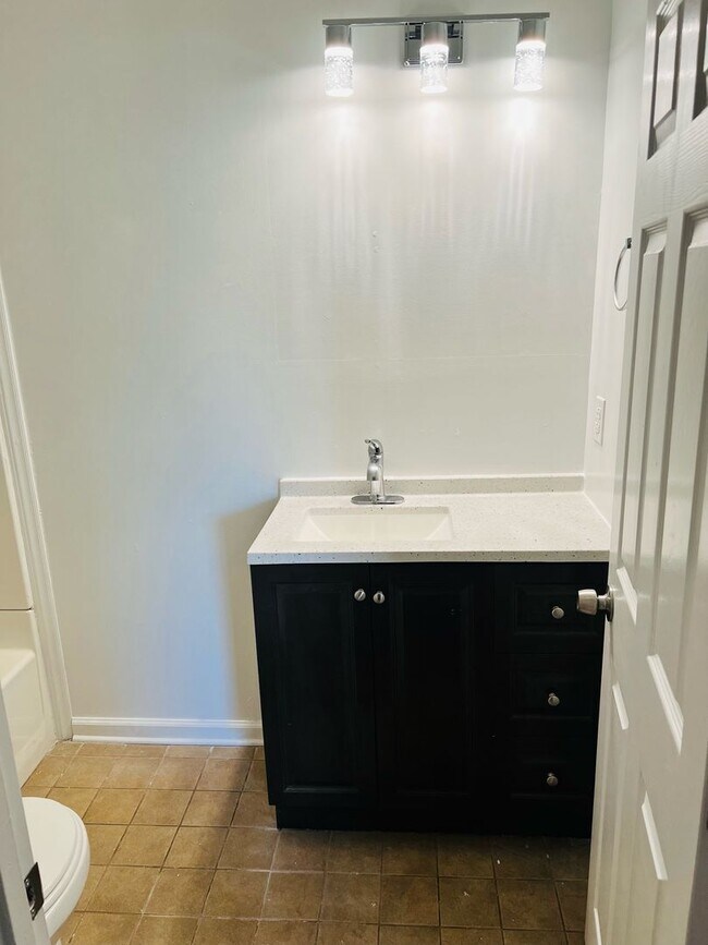 Foto del edificio - 3 bed, 2 bath ranch home