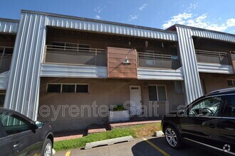 Building Photo - 650 N 300 W