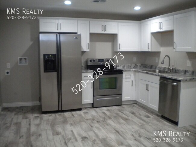 Foto del edificio - 3132 E Glenn St