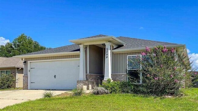 Foto del edificio - 5544 Peach Dr