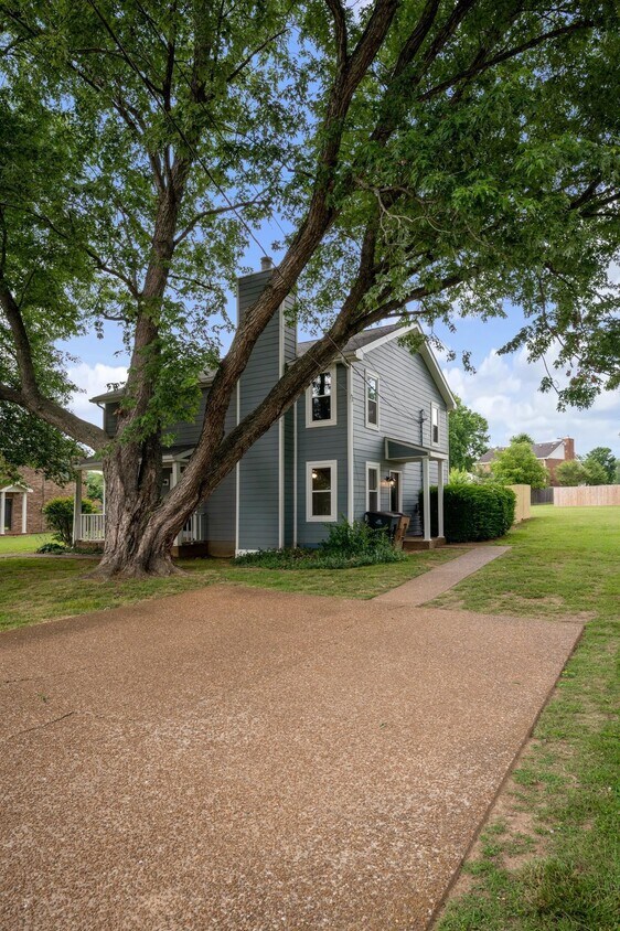 Foto principal - 2212 Cabin Hill Rd