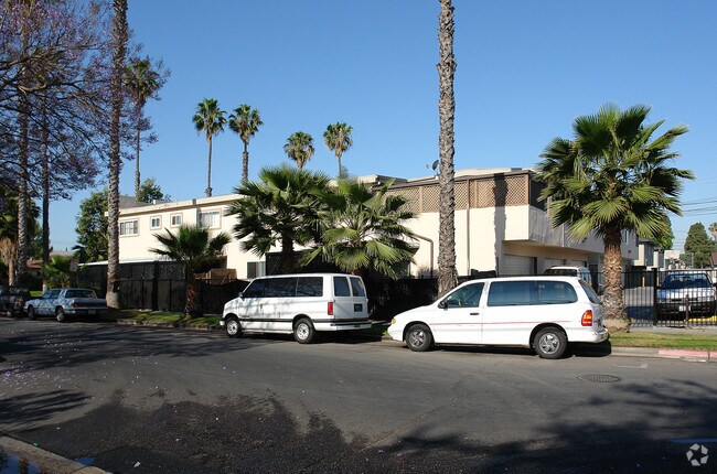Building Photo - 11731 Stuart Dr
