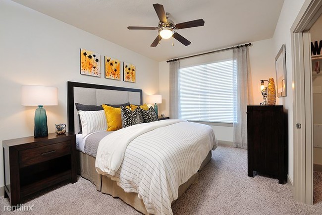 Building Photo - 2 br, 2 bath Apartment - 1550 S Mason Rd 144