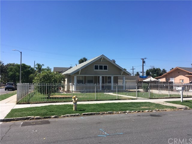 Building Photo - 626 E Nocta St