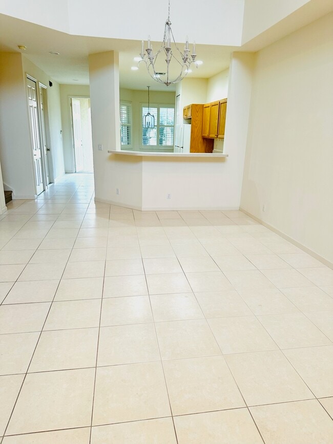 Building Photo - 9209 Wentworth Ln