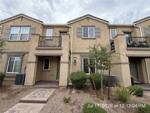 Building Photo - 1301 Raritan Pl