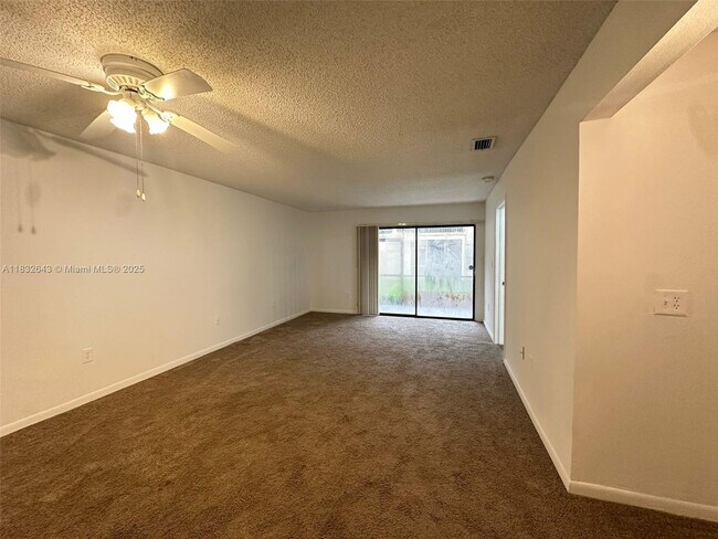 Foto del edificio - 2265 SW 80th Terrace