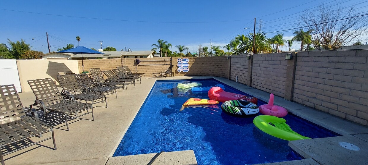 Photo - 9861 Pacific Ave (Anaheim, CA)
