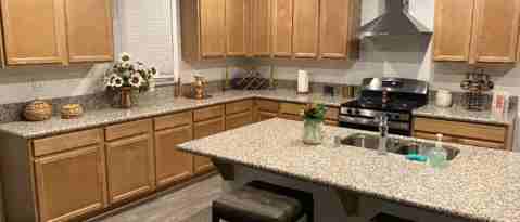 Foto del edificio - 2171 Jewel Lk Wy