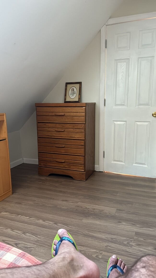 Building Photo - 89 Linden Ave