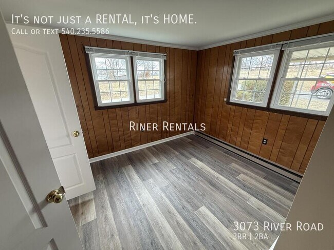 Foto del edificio - 3073 River Rd