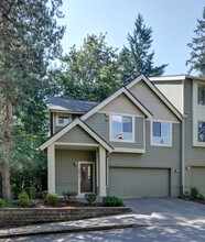 Building Photo - 2211 NW Boulder Way Dr