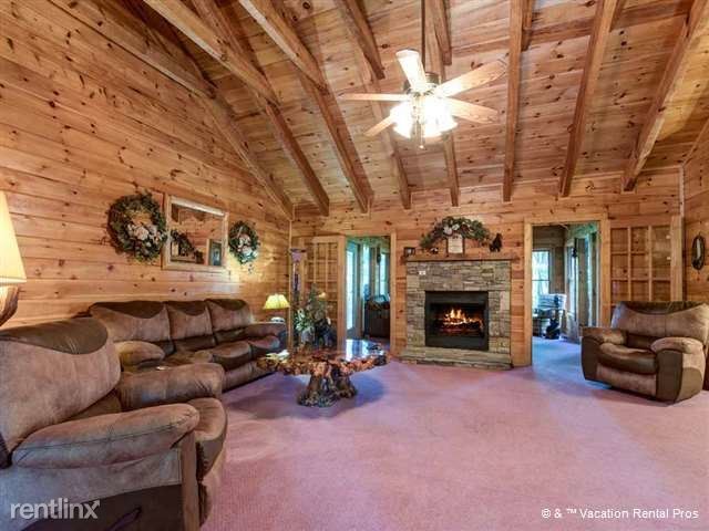 Building Photo - 1116 Ski View Dr