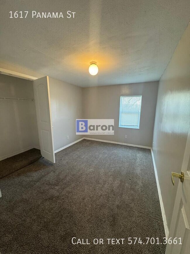 Foto del edificio - 1617 Panama St