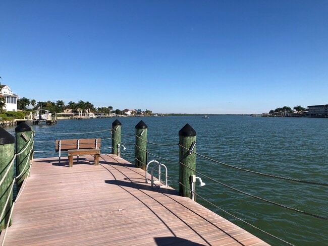 Building Photo - 60 W Pelican St