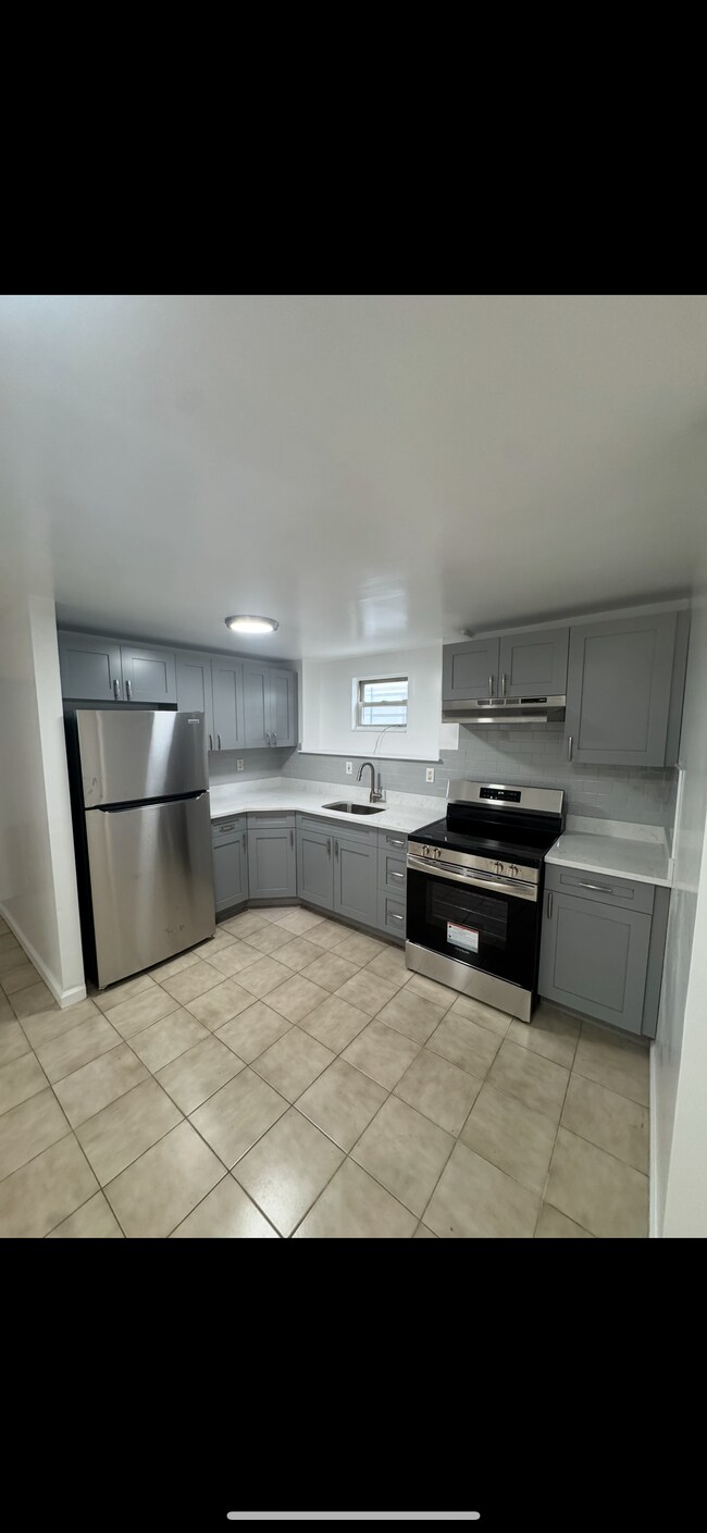 New kitchen - 155 Lake Ave