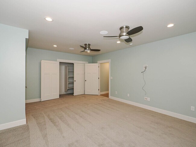 Building Photo - American Fork 6 bedroom, 3 bathroom home