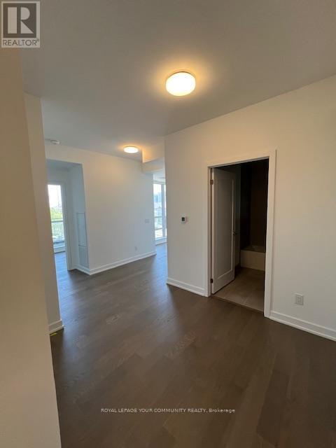 Photo principale - 8888-8888 Yonge St