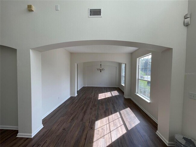 Building Photo - 1311 Brandon Dr