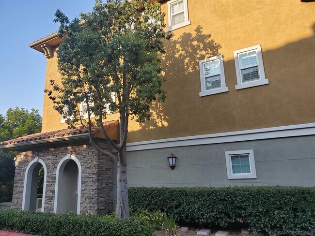 Building Photo - 29 Via Sovana