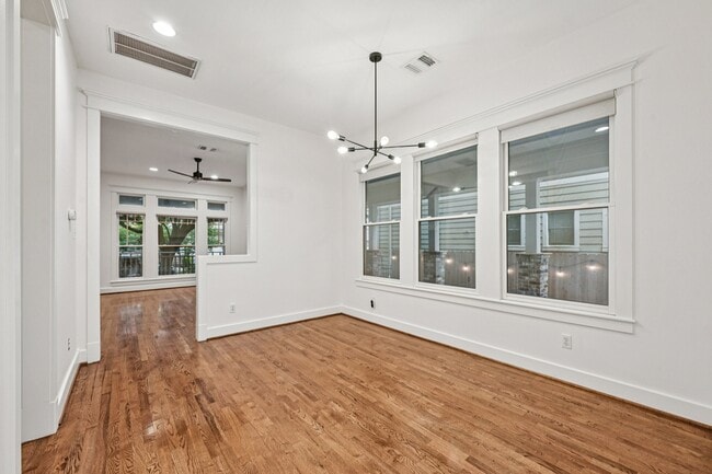 Foto del edificio - 1537 Alexander St