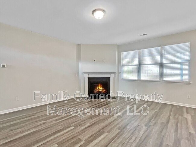 Building Photo - 532 Wayton Cir