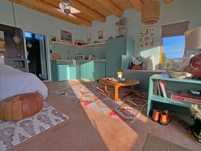 Foto del edificio - 750 Chicoma Vista