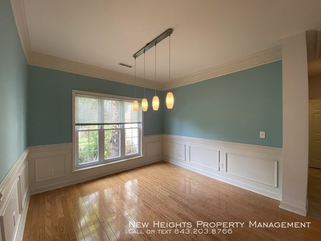 Building Photo - Gorgeous Property in Dunes West