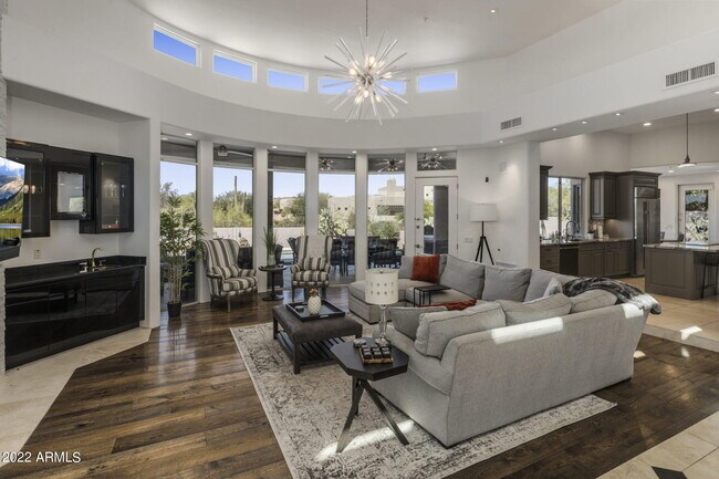 Building Photo - 10448 E Skinner Dr