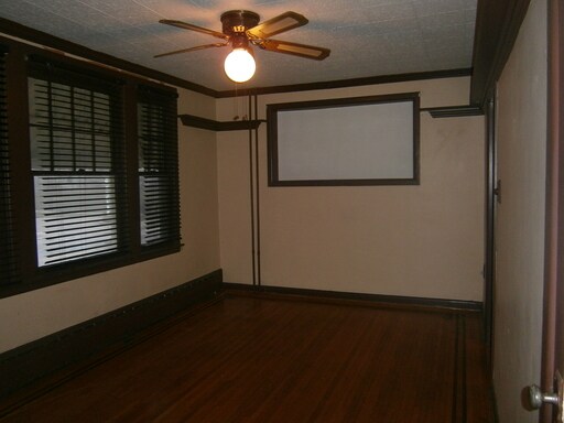 Building Photo - 559 Dupont Ave